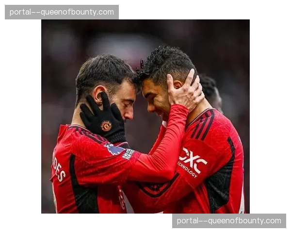 曼联夏窗引援目标浮现,齐耶赫可能离队平衡收支 曼联夏窗引援目标浮现,齐耶赫可能离队平衡收支